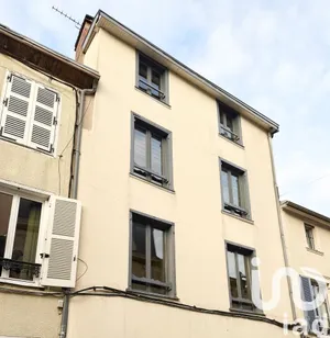 Building at Châlons-en-Champagne (51000)