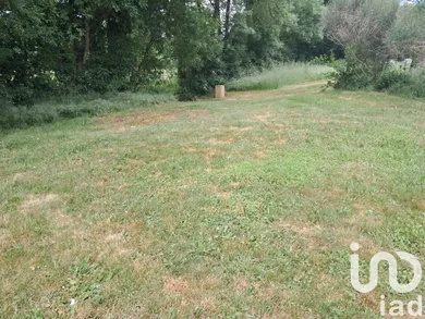 Land at Rezé (44400)