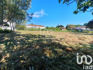 Building plot in Canet (11200)