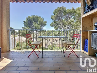 Apartment in Sanary-sur-Mer (83110)