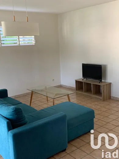 Appartement à Sainte-Rose (97115)