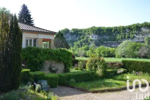 House at Peyzac-le-Moustier (24620)