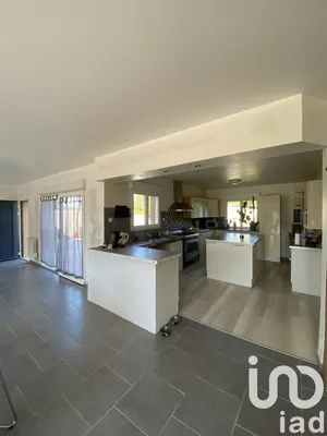 House at Saint-Phal (10130)