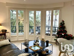 Appartement à Hyères (83400)