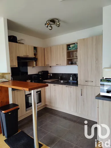 Apartment at Le Mesnil-Saint-Denis (78320) — 4/12