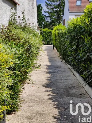 Appartement à Le Mesnil-Saint-Denis (78320)