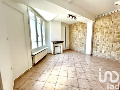 Townhouse in Sens (89100)