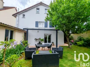 House at Les Pavillons-sous-Bois (93320)