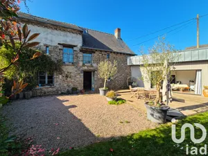 Maison de campagne à La Chapelle-Chaussée (35630)