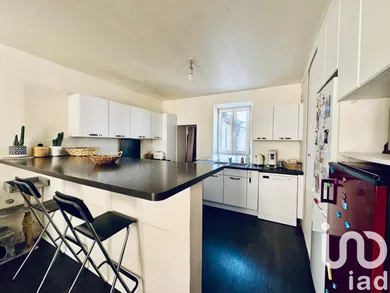 Apartment in Reims (51100)