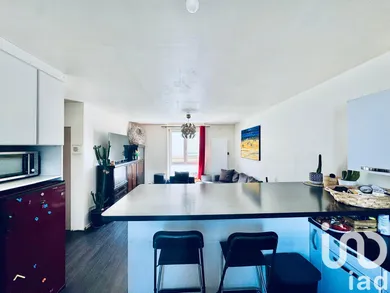 Apartment in Reims (51100)