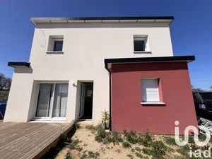 House in Saint-Martin-des-Champs (29600)