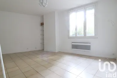 Apartment at Longjumeau (91160)