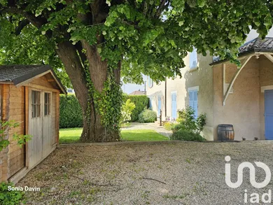 Village house in Mionnay (01390)