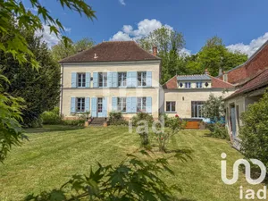 House at Touquin (77131)