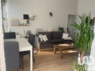 Apartment at BEGLES (33130) — 3/7