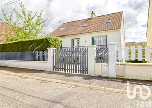Detached at Fosses (95470)