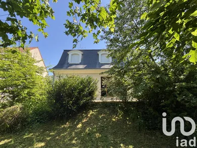 Maison à Le Plessis-Trévise (94420)
