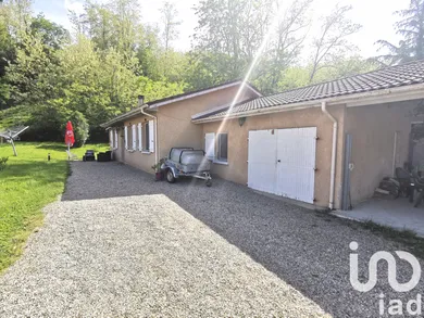 Traditional house at Assieu (38150)