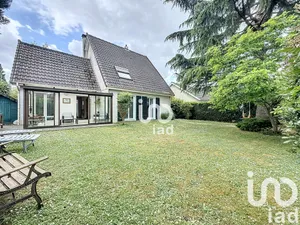 House at Pontault-Combault (77340)