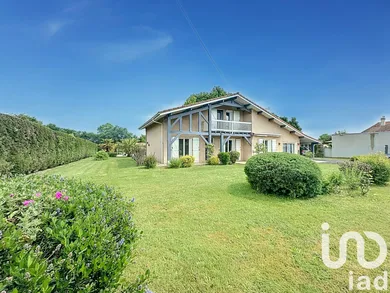 Traditional house in Bascons (40090)