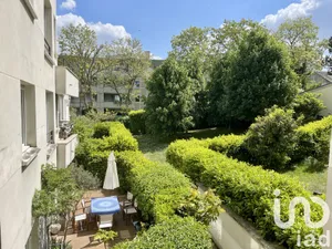 Apartment at Clamart (92140)
