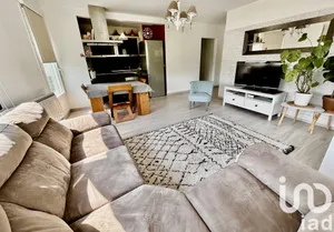 Apartment at Quincy-sous-Sénart (91480)