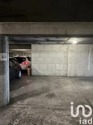 Parking à Marseille (13003)