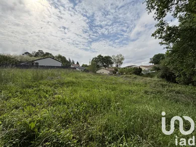 Terrain à bâtir à Champcevinel (24750)