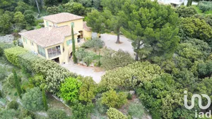 House at Vacqueyras (84190)