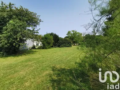 Land in La Croix-en-Brie (77370)