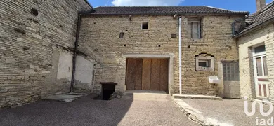 Maison de village à Cruzy-le-Châtel (89740)