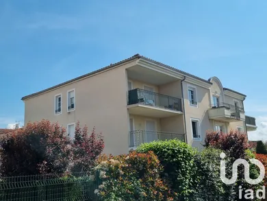 Apartment at Saint-Galmier (42330)