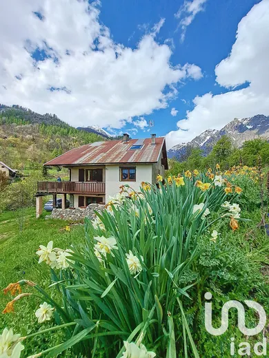 Châlet à Puy Saint Vincent (05290)