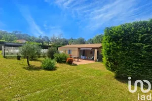 Maison traditionnelle à Mazan (84380)
