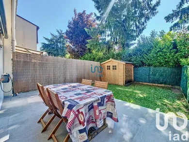 Maison à La Queue-en-Brie (94510)