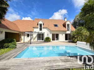 House at Idron (64320)