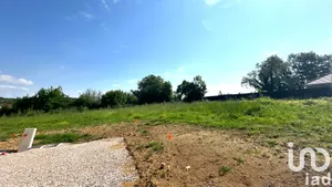 Terrain à bâtir à Montferrand-le-Château (25320)