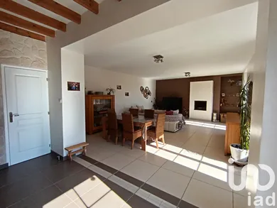 Maison à Irais (79600) — 9/19