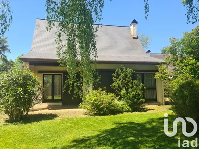 Maison traditionnelle à Lescar (64230)