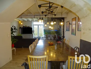 Immeuble à Castillon-la-Bataille (33350)