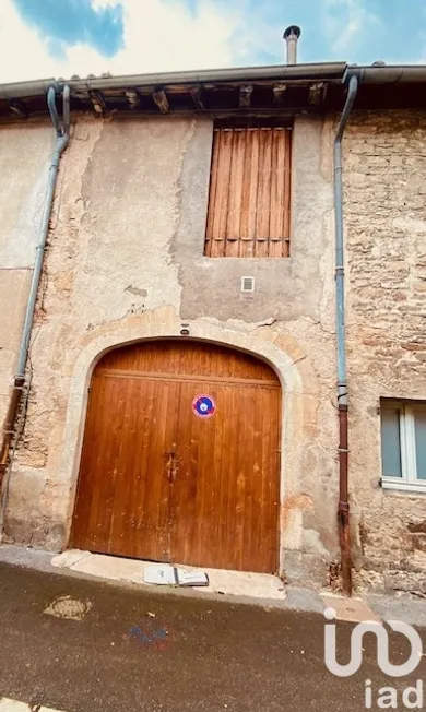 Building at Cluny (71250) — 2/5