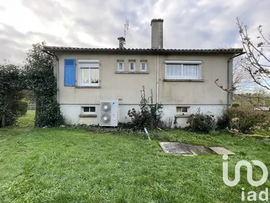 House at Clussais la Pommeraie (79190)