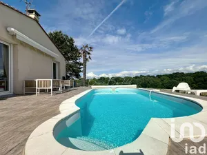 House at Créon (33670)