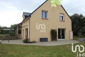 Maison à La Bazouge-des-Alleux (53470)