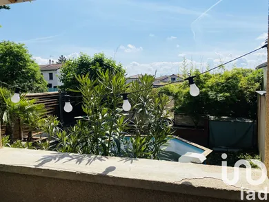 Townhouse at SAINT-ROMAIN-LE-PUY (42610)