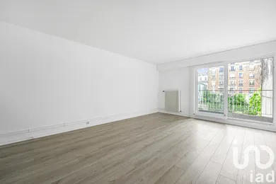 Apartment at Bois-Colombes (92270)