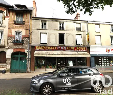 Building at Montargis (45200)