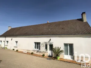House at Saint-Nicolas-de-Bourgueil (37140)