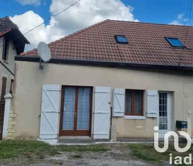 Apartment at Rogny-les-Sept-Écluses (89220)